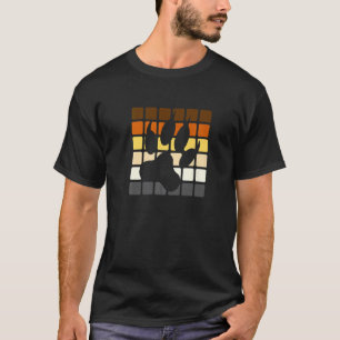 Gay Bear with Bear Pride Flag Sunglasses Gay Dadd T-Shirt