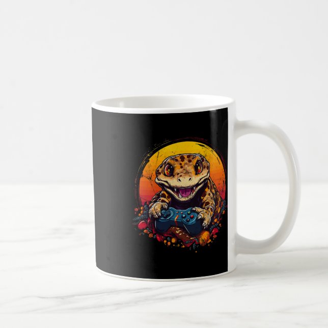 Gecko Playing Video Game Lizard &amp; Reptiles Gam Coffee Mug (Right)