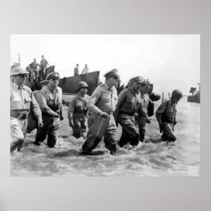 General Douglas MacArthur Returns Poster