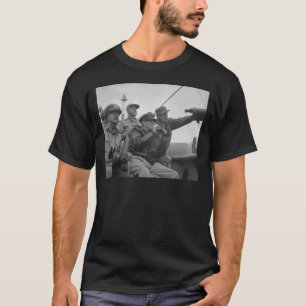 General Douglas MacArthur Shelling of Inchon T-Shirt