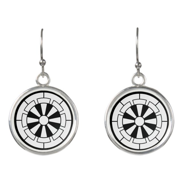 Genji cart earrings (Front)