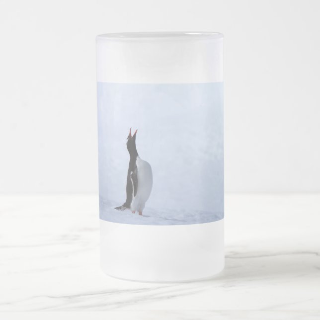 Gentoo penguin frosted glass beer mug (Center)