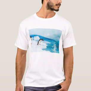 gentoo penguin, Pygoscelis Papua, jumping off T-Shirt