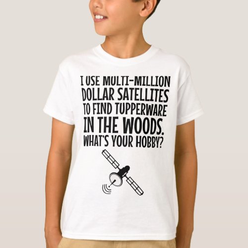 Geocache Funny Searching in the Woods T_Shirt