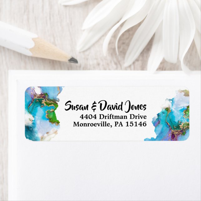 Geode faux gold blue peacock agate gemstone modern label (Insitu)