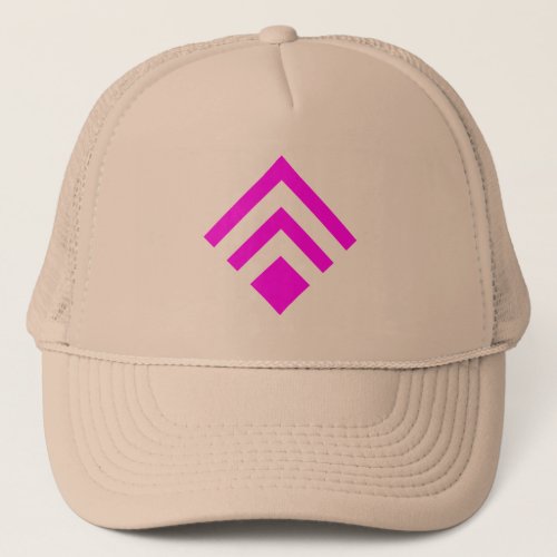 Geometric Arrow 02 _ Magenta Trucker Hat
