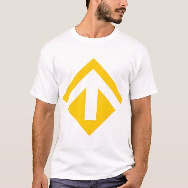 Geometric Arrow 03 T-Shirt (Front)