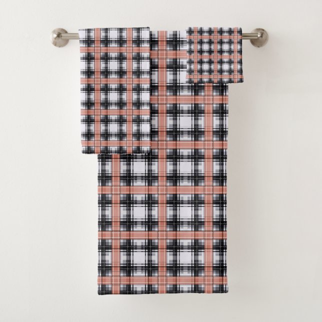 Geometric checkered pattern plaid brown bath towel set (Insitu)