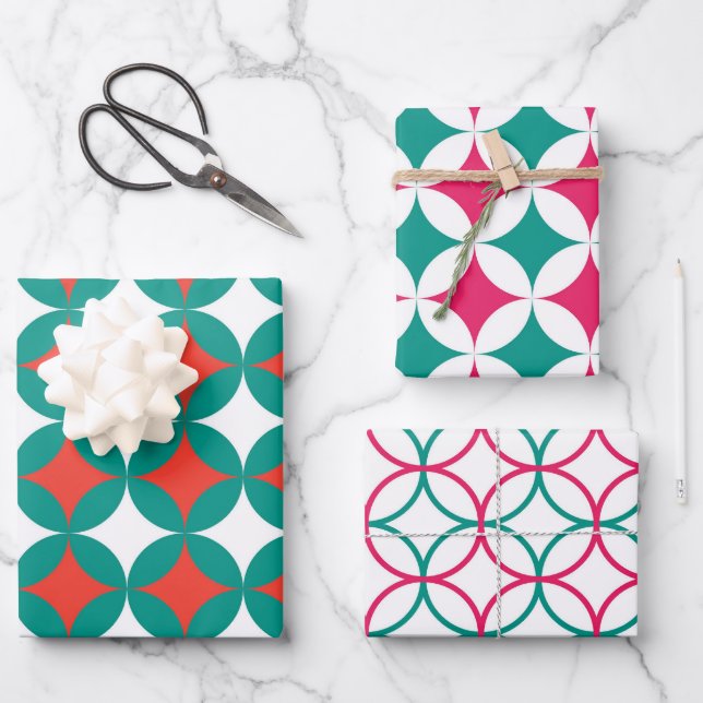 Geometric Classic Red Green White Christmas  Wrapping Paper Sheets (Front)