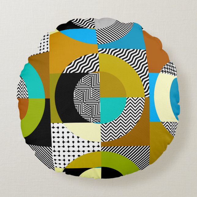 Geometric collage: circles, vintage pattern. round pillow (Front)