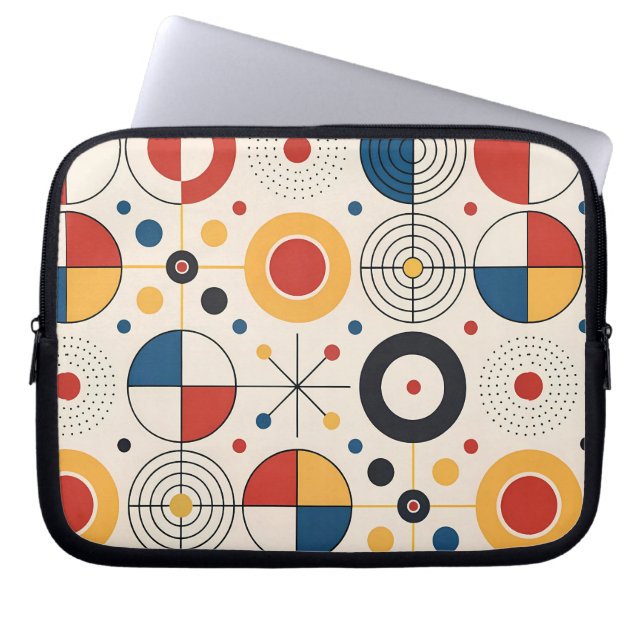 Geometric design fountain laptop sleeve (Front)