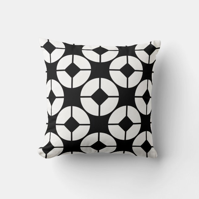 Geometric-Fashion Throw Pillow (Front)