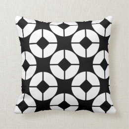 Geometric-Fashion Throw Pillow