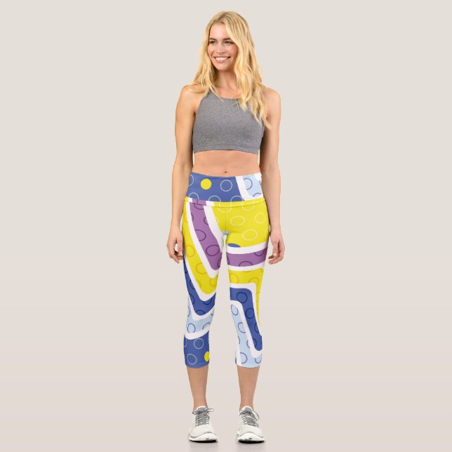 Geometric Figures 5 Capri Leggings (Front)
