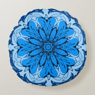 Geometric Flower Pattern in Cerulean & Light Blue Round Pillow