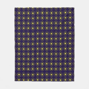 Geometric Pattern of Yellow Daisy Flowers Fleece Blanket