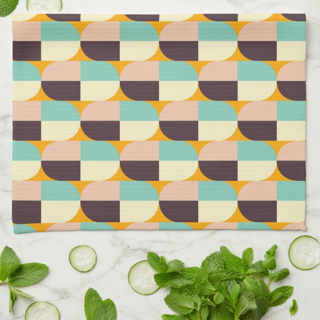 Geometric pattern with overlapping half-circles kitchen towel (Folded)