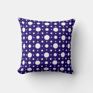 Geometric Pentagonal Pattern Throw Pillow 