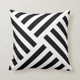 Geometric Pinwheel Stripe in Black and White