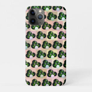Geometric Play: Checked Lawn Bowls in Block Art iPhone 11 Pro Case