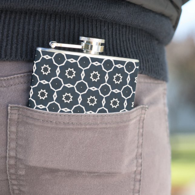 Geometric printed flask (In Situ)