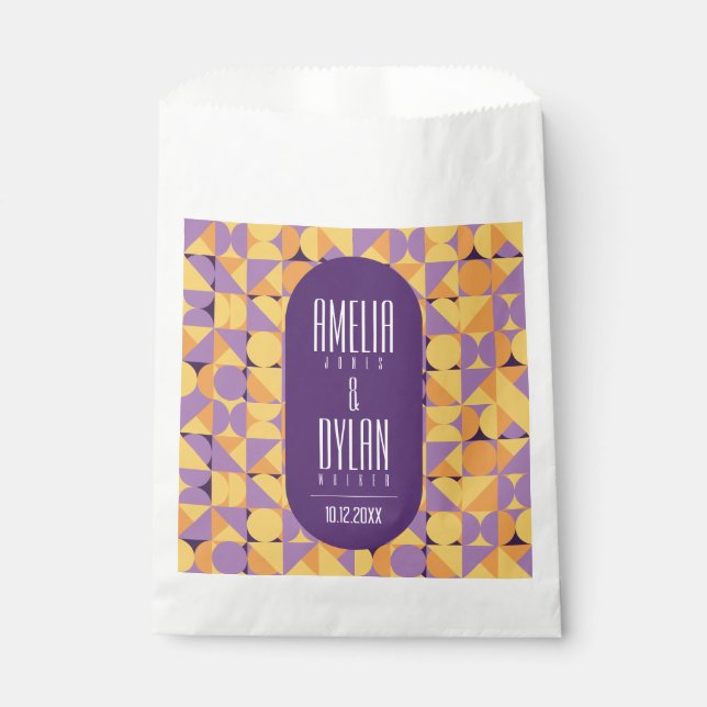 Geometric Retro Vibes Autumn color Favor Bags (Front)