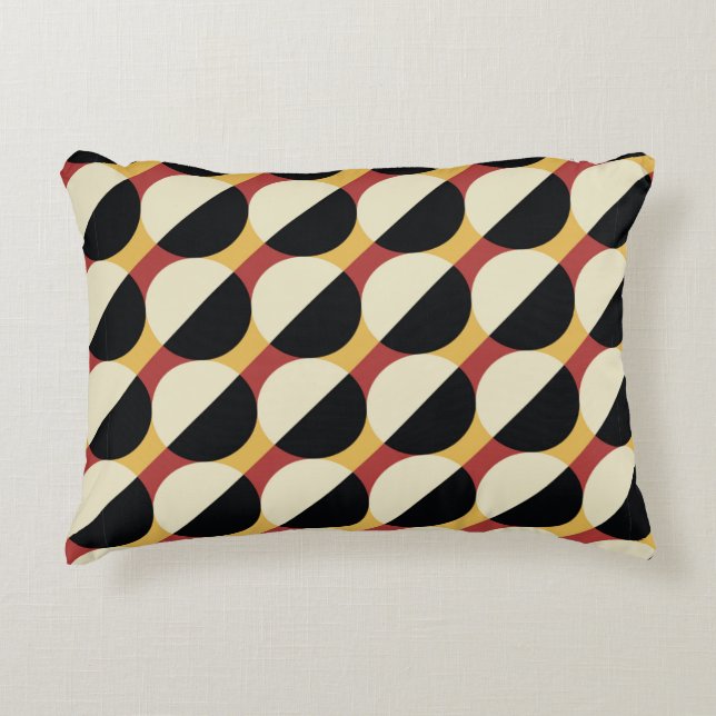 Geometric seamless pattern with circles accent pillow (Front)