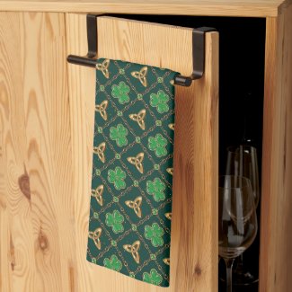 Geometric St Patricks day Celtic Triskele Shamrock