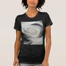 Georgia O'Keeffe Style Flower Tee