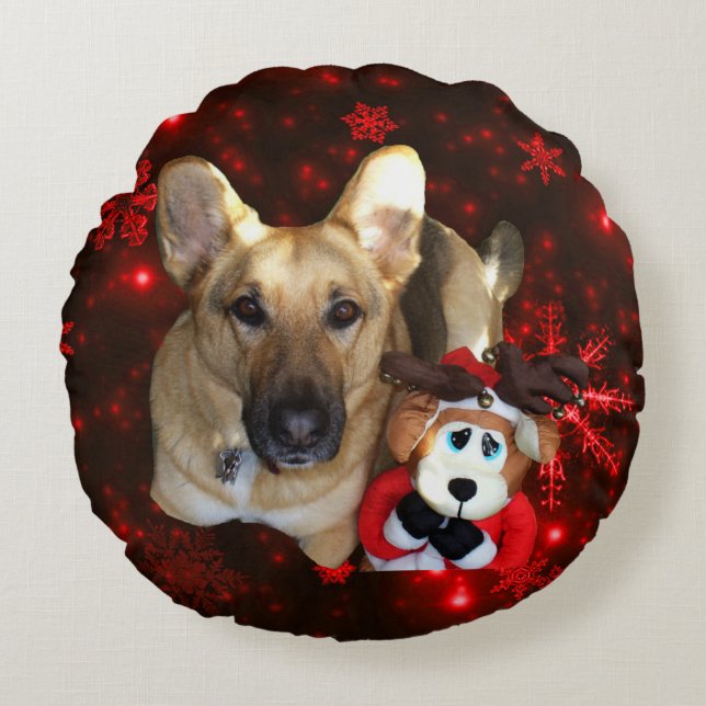 German Shepherd & Reindeer Snowflake Round Pillow (Front)
