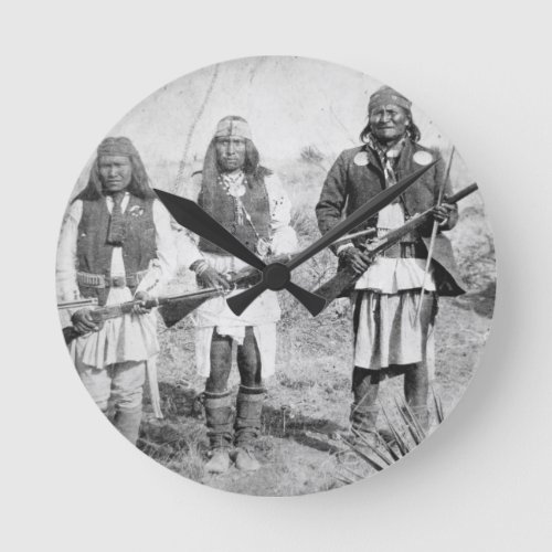 Geronimo and three of his Apache warriors 1886 b Round Clock
