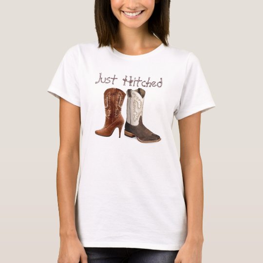 getting hitched western cowboy boots wedding T-Shirt