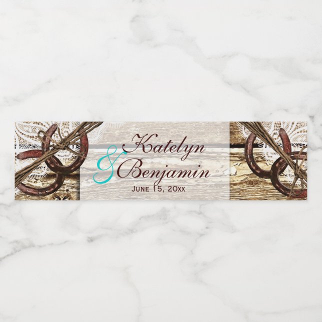 Getting Hitched Wood Horseshoes Wedding Invites Water Bottle Label (Single Label)