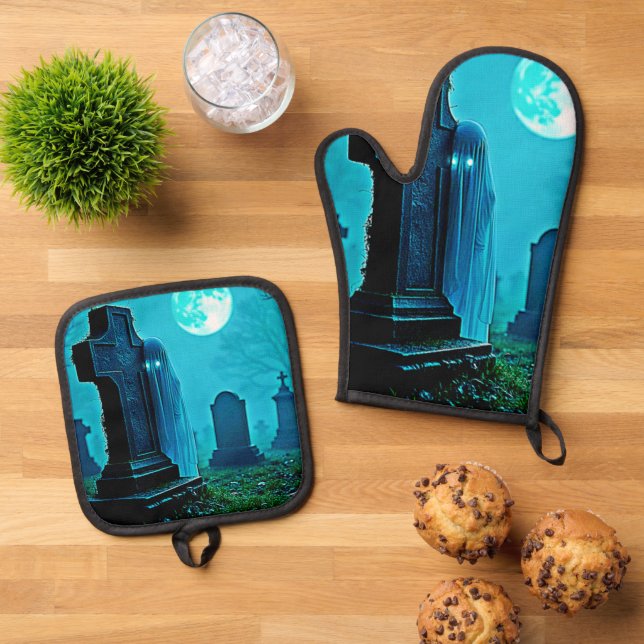 Ghostly Figure in a Graveyard Design Oven Mitt & Pot Holder Set (Top Down)