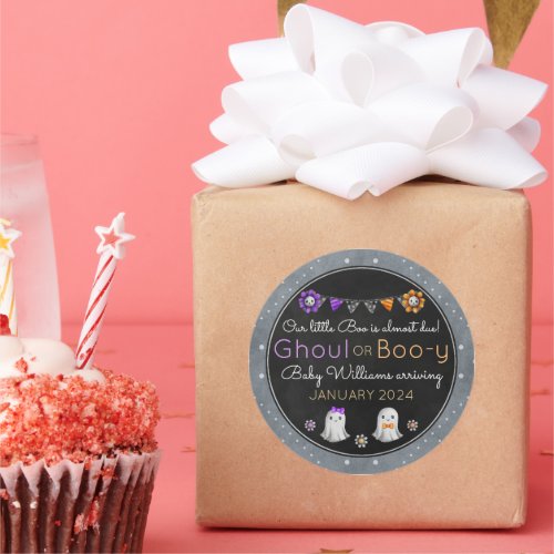 Ghoul or Boo_y Halloween gender reveal Classic Round Sticker