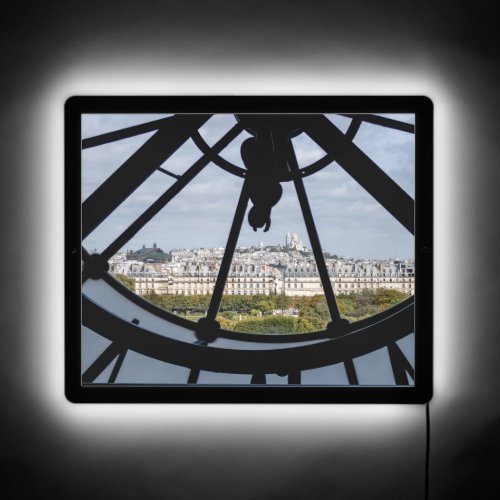 Giant glass clock at the Muse dOrsay _ Paris LED Sign