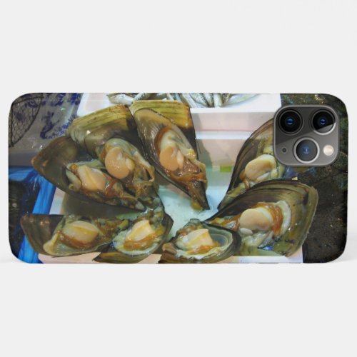 Giant Mussels Tsukiji Fish Market Tokyo Japan iPhone 11 Pro Max Case