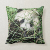 The Giant Panda Humming a Song Throw Pillow