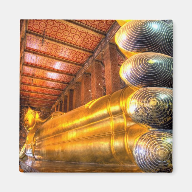 Giant reclining Buddha inside temple, Wat Pho, Magnet (Front)