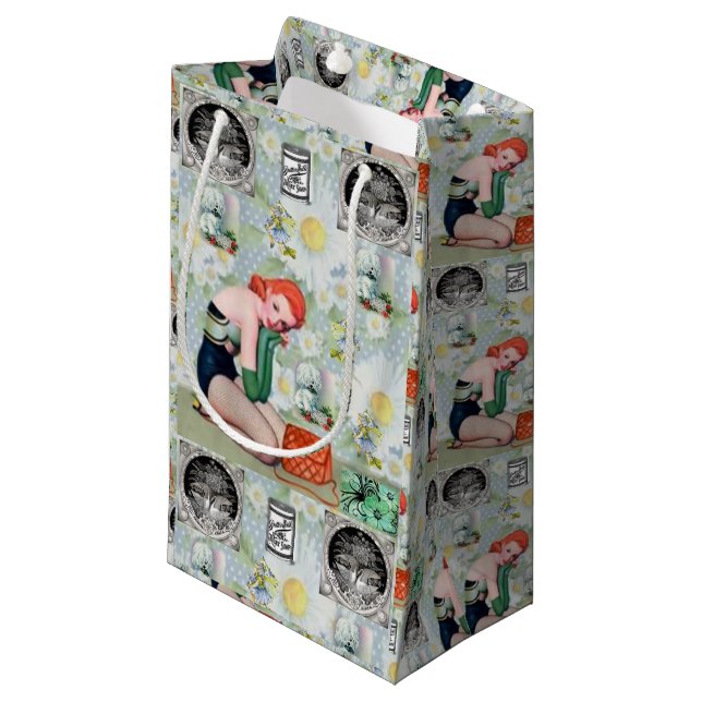 Gift Bag Valentine's (Front Angled)