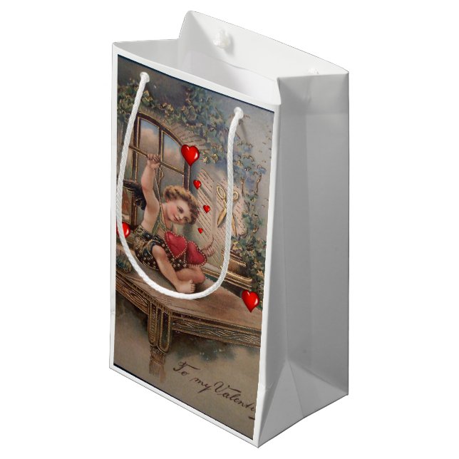 Gift Bag Valentine's Vintage (Front Angled)