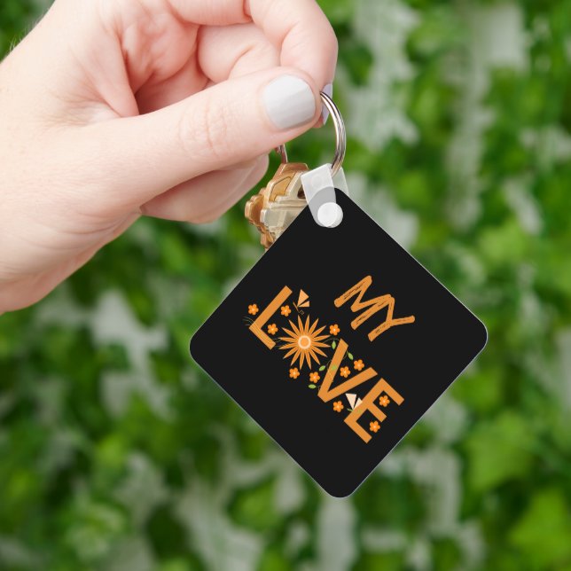 GIFT FOR MOM, SISTER, DAUGHTER, FRIEND, GIRLFRIEND KEYCHAIN (Hand)