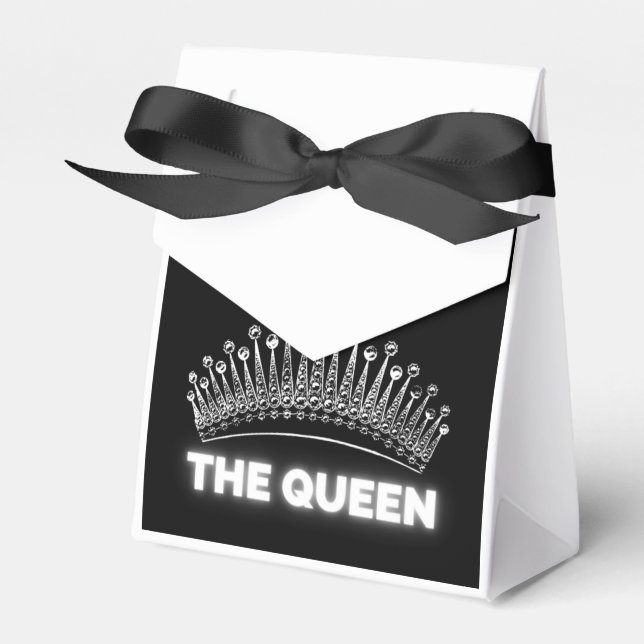 Gift, gift bag, queen  favor boxes (Front Side)
