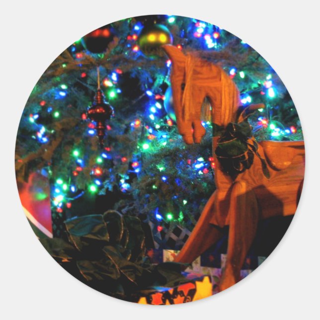 Gift Tree 4 Classic Round Sticker (Front)