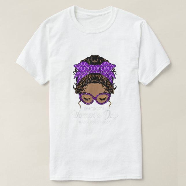 Gigi Definition Women's Gigi Grandma Birthday Moth T-Shirt (Design Front)