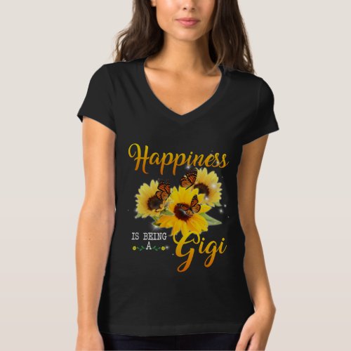 Gigi Lover  Happiness Being A GIgi T_Shirt
