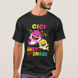 Gigi Of The Birthday Shark Dad, Mom Matching Famil T-Shirt