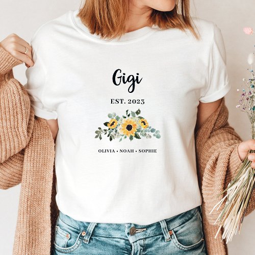 Gigi  Pretty Rustic Sunflower and Names T_Shirt
