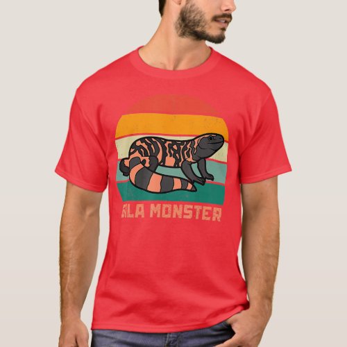 Gila Monster Vintage Sunset  T_Shirt