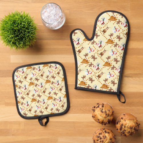 Gingerbread Cookie Trail Christmas Oven Mitt  Pot Holder Set